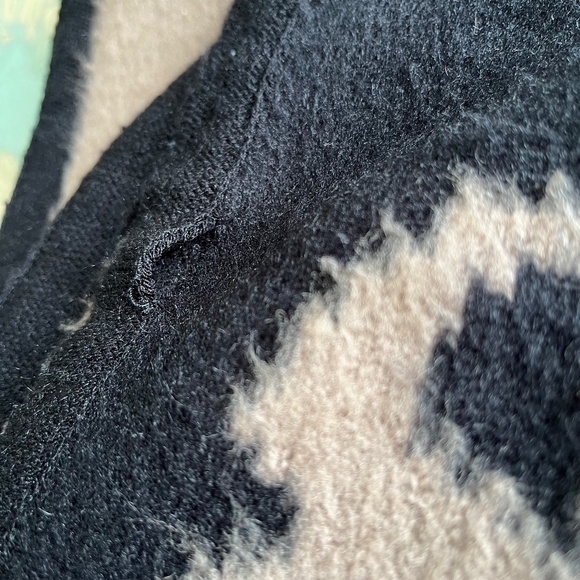 Astrological Cancer / Leo Cape - Picture 8 of 8